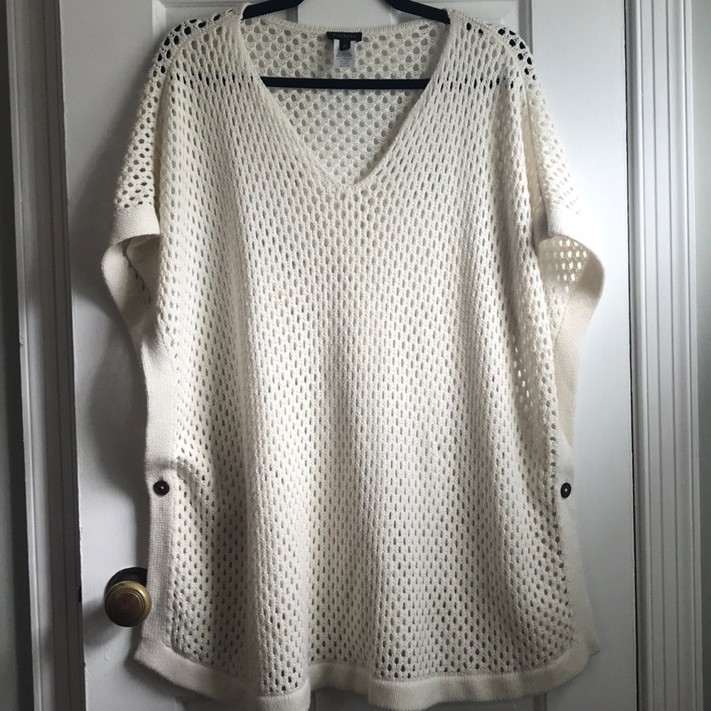 5/$20! Talbots open knit poncho. M.
